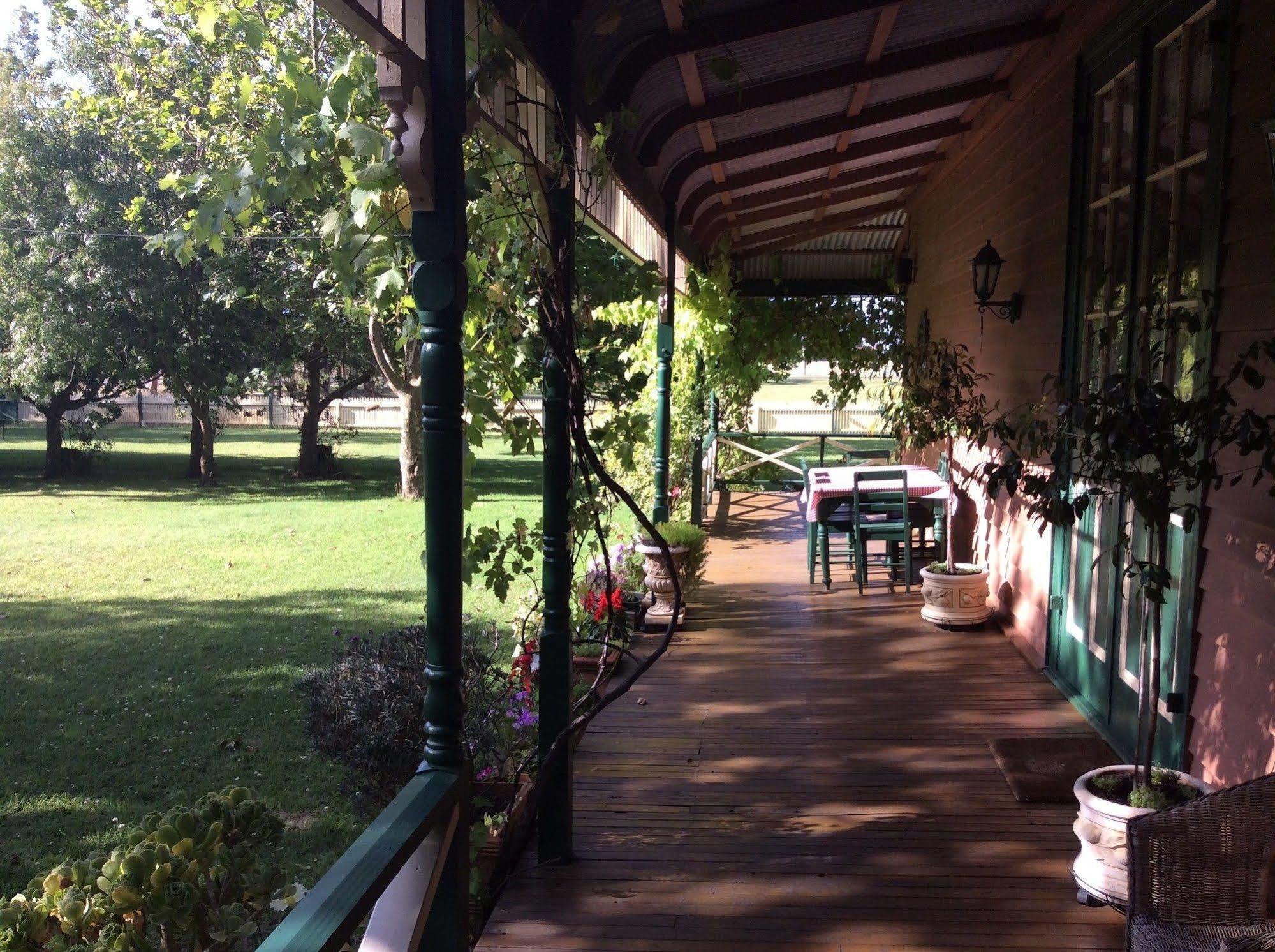 Butterfly Farm Bed And Breakfast Nirranda Экстерьер фото
