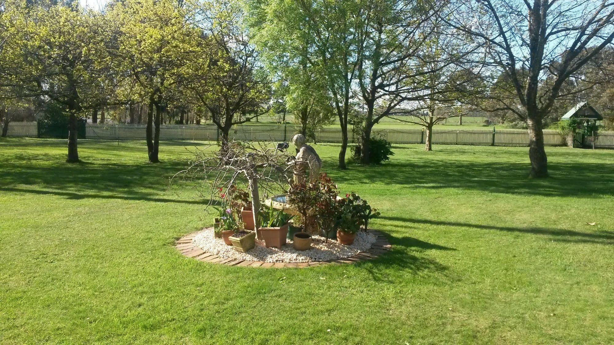 Butterfly Farm Bed And Breakfast Nirranda Экстерьер фото